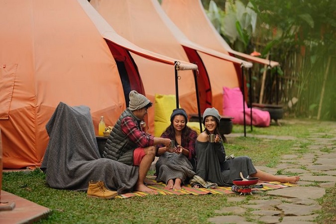 camping the lodge maribaya